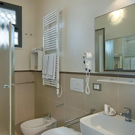 Deanna 3* 벨레지아아지마리나